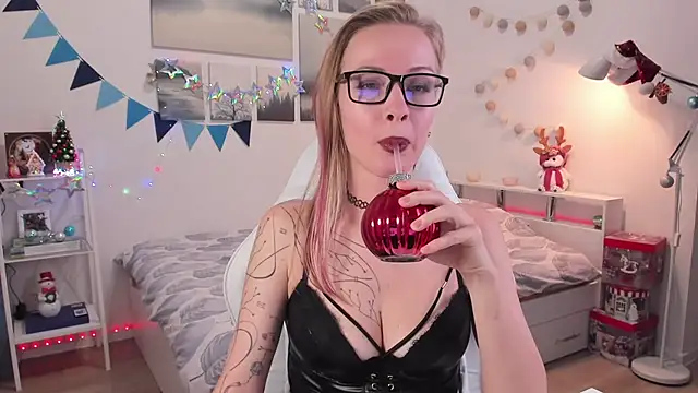 MissRightX online show from 12.23.24