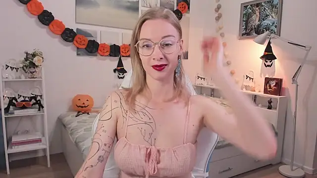 MissRightX online show from 10.24.25