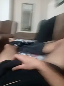 Snapshot of Ths005 chatting on 10.13.25 Ths005 online show from 10.13.25