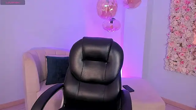 LexieWayne online show from 09.29.25