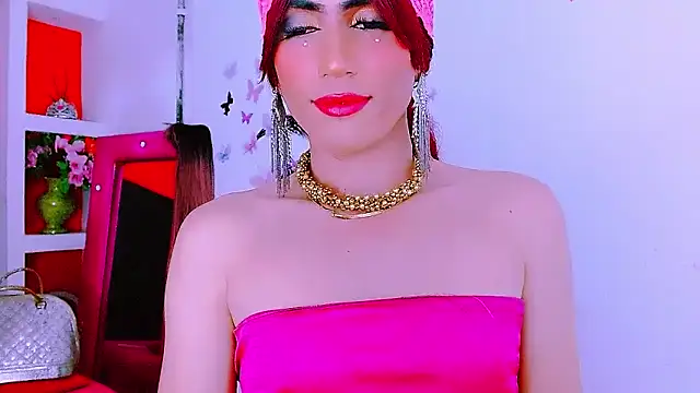 Snapshot of priscilahotker chatting on 01.23.25 priscilahotker online show from 01.23.25