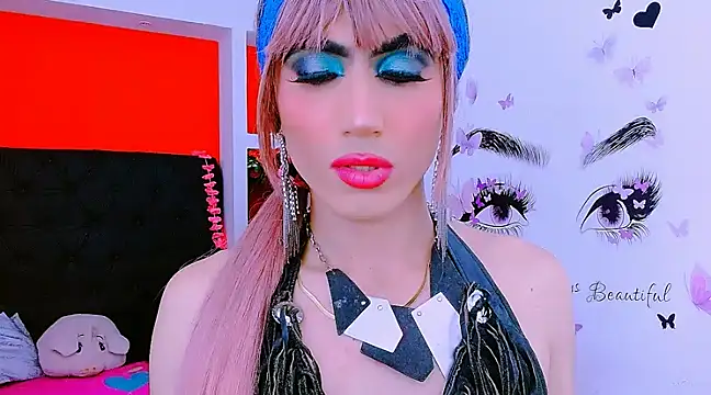 Snapshot of priscilahotker chatting on 02.05.25 priscilahotker online show from 02.05.25