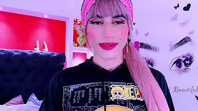 Snapshot of priscilahotker chatting on 03.12.25 priscilahotker online show from 03.12.25