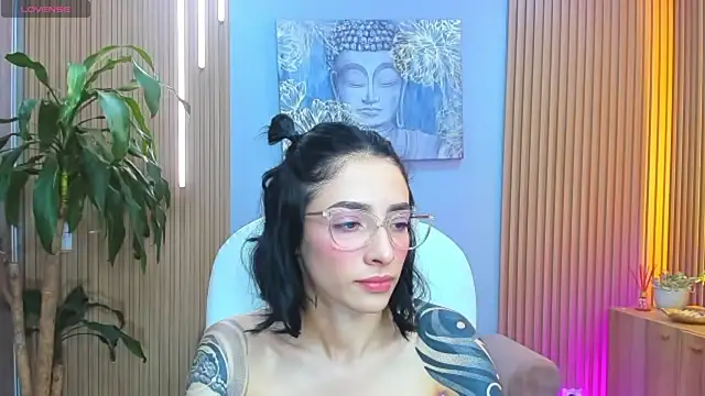Snapshot of barbie_scoth_ chatting on 05.09.26 barbie scoth online show from 05.09.26