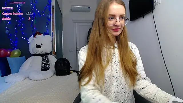 KateJonson online show from 02.18.25