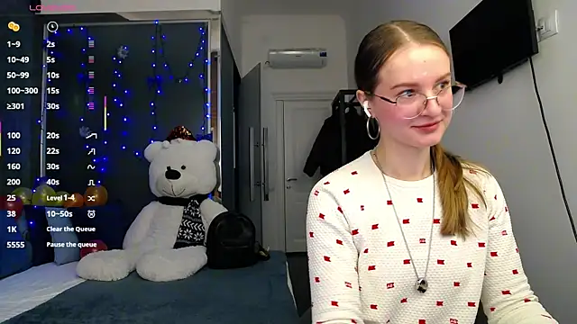 KateJonson online show from 03.19.25