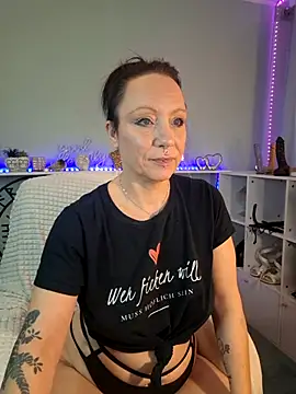 Jan ina online show from 01.30.25