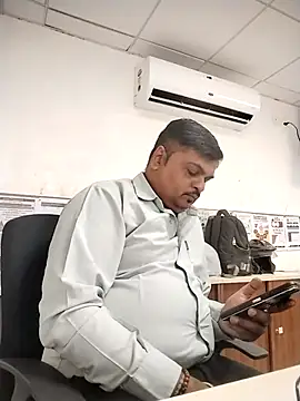 Desi Londa 143 online show from 09.26.25