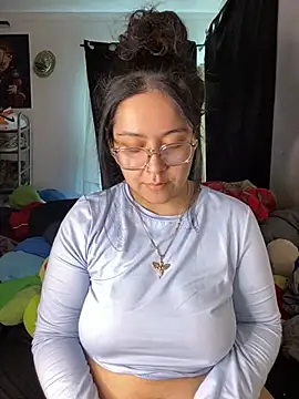 Snapshot of MsConejitaa chatting on 12.11.24 MsConejitaa online show from 12.11.24
