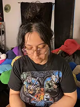 Snapshot of MsConejitaa chatting on 01.12.25 MsConejitaa online show from 01.12.25