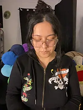 Snapshot of MsConejitaa chatting on 01.14.25 MsConejitaa online show from 01.14.25