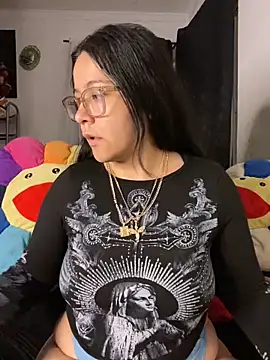 Snapshot of MsConejitaa chatting on 01.27.25 MsConejitaa online show from 01.27.25