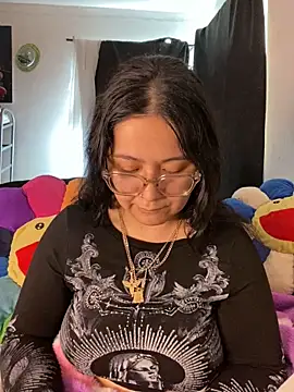 Snapshot of MsConejitaa chatting on 01.27.25 MsConejitaa online show from 01.27.25
