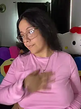 Snapshot of MsConejitaa chatting on 02.18.25 MsConejitaa online show from 02.18.25