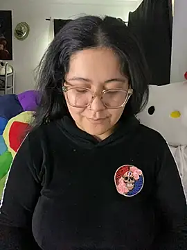 Snapshot of MsConejitaa chatting on 02.28.25 MsConejitaa online show from 02.28.25