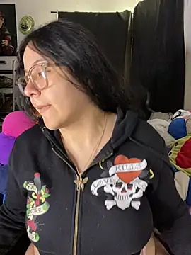 Snapshot of MsConejitaa chatting on 03.16.25 MsConejitaa online show from 03.16.25