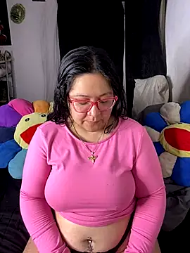 Snapshot of MsConejitaa chatting on 10.17.25 MsConejitaa online show from 10.17.25