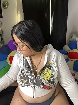 Snapshot of MsConejitaa chatting on 04.24.26 MsConejitaa online show from 04.24.26
