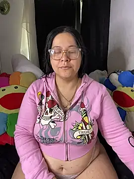 Snapshot of MsConejitaa chatting on 04.30.26 MsConejitaa online show from 04.30.26