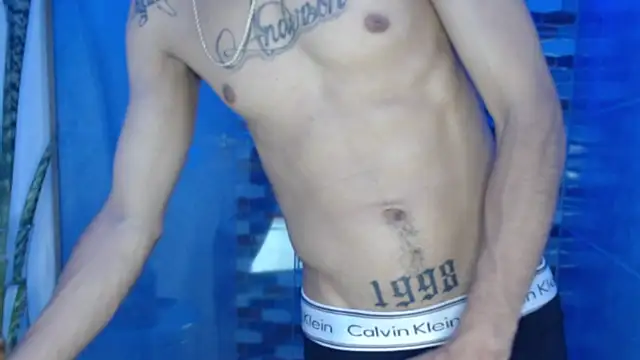 Snapshot of andersonZ998 chatting on 09.11.25 andersonZ998 online show from 09.11.25