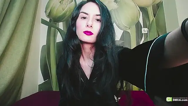 Snapshot of The_Blacksphinxxx chatting on 01.08.25 The Blacksphinxxx online show from 01.08.25