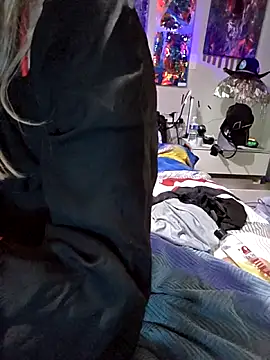 Vonniecd online show from 03.13.26