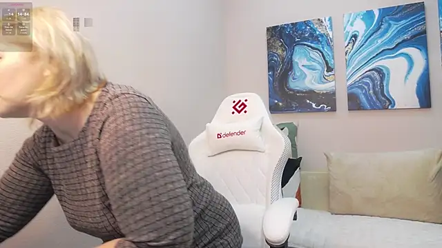 Lorabigass online show from 12.16.25