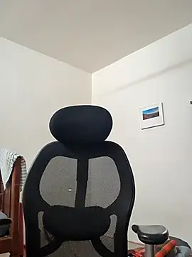  IRRESISTIBLE  online show from 02.17.25