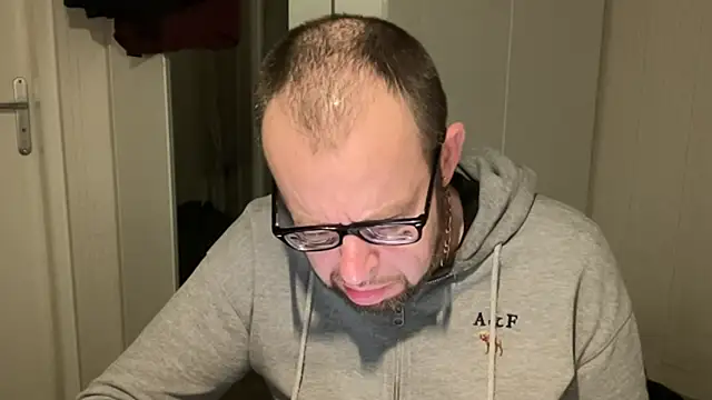 FABIOGLASSES online show from 11.30.25