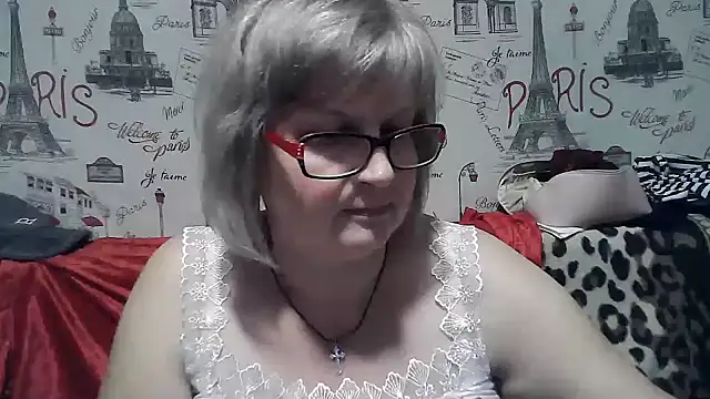 Snapshot of Gina_Marlyn chatting on 12.24.24 Gina Marlyn online show from 12.24.24