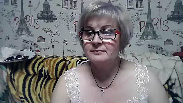 Snapshot of Gina_Marlyn chatting on 01.12.25 Gina Marlyn online show from 01.12.25