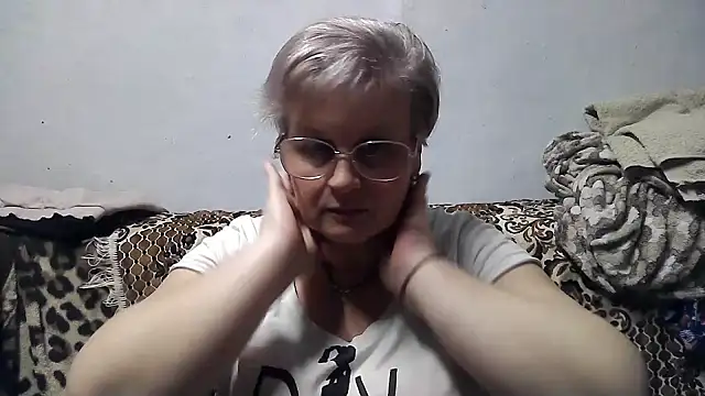 Snapshot of Gina_Marlyn chatting on 02.12.26 Gina Marlyn online show from 02.12.26