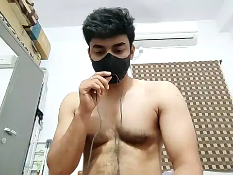 Snapshot of sukku3 chatting on 12.25.24 sukku3 online show from 12.25.24