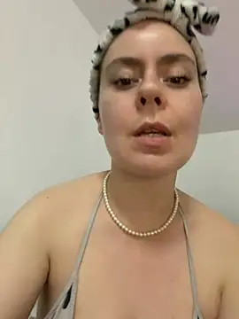 Snapshot of Stoned-baby69 chatting on 05.06.26 Stoned-baby69 online show from 05.06.26