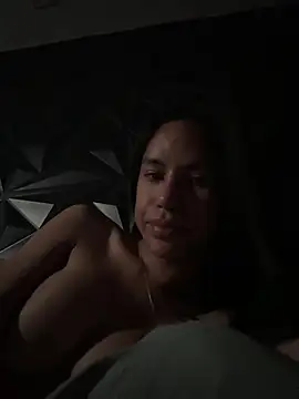 Snapshot of SweetNikita chatting on 03.21.25 SweetNikita online show from 03.21.25