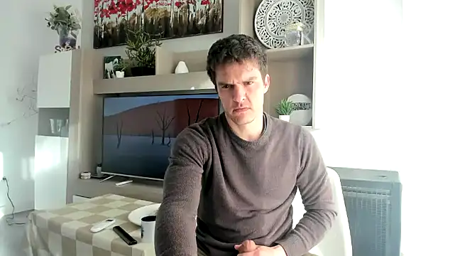 Snapshot of HeteroOli chatting on 02.04.25 HeteroOli online show from 02.04.25