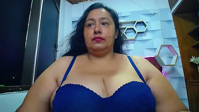 TistMature online show from 03.18.25