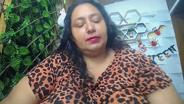 TistMature online show from 11.05.25