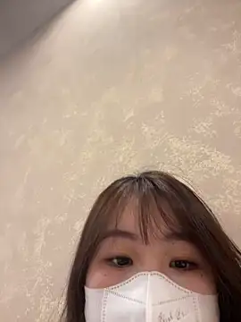 Onee-Chew online show from 04.12.26