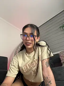 Snapshot of Samantha_Bernardo chatting on 06.09.26 Samantha Bernardo online show from 06.09.26