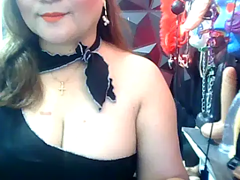 URFUCKINGDOLL online show from 03.03.25