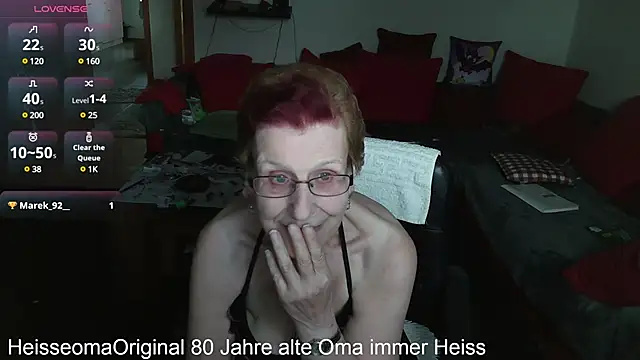 HeisseomaOriginal online show from 03.14.25