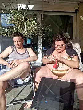 Snapshot of LanaSissy100 chatting on 03.22.25 LanaSissy100 online show from 03.22.25