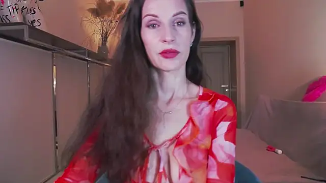 Mila Anders online show from 11.05.25