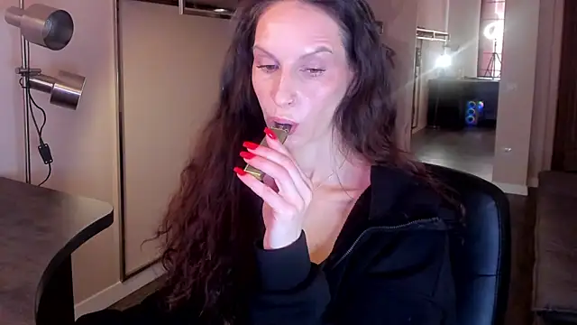 Mila Anders online show from 03.10.26