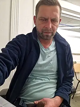 Snapshot of Mjn34 chatting on 02.21.25 Mjn34 online show from 02.21.25