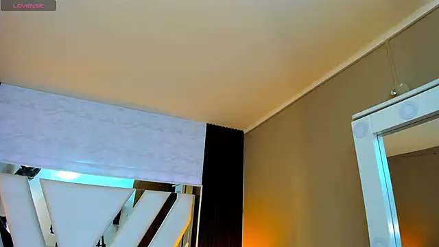 Linda4Petite online show from 09.29.25