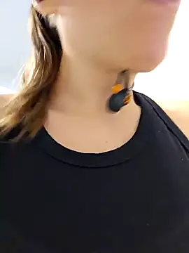 Ellie-L-Elizabeth online show from 02.03.25