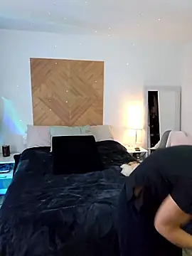 Ellie-L-Elizabeth online show from 01.09.26