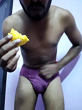 Snapshot of tamil202 chatting on 11.26.25 tamil202 online show from 11.26.25